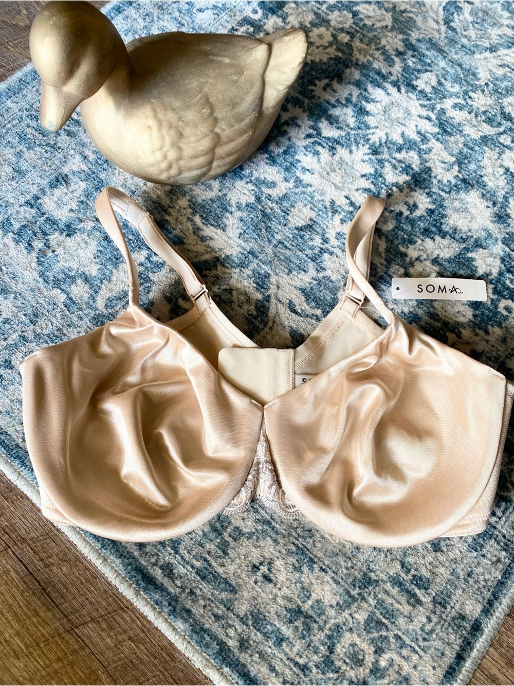 Soma 36D Sensuous Sides Minimizer Bra Underwire Back Closure Pale Sand NWT